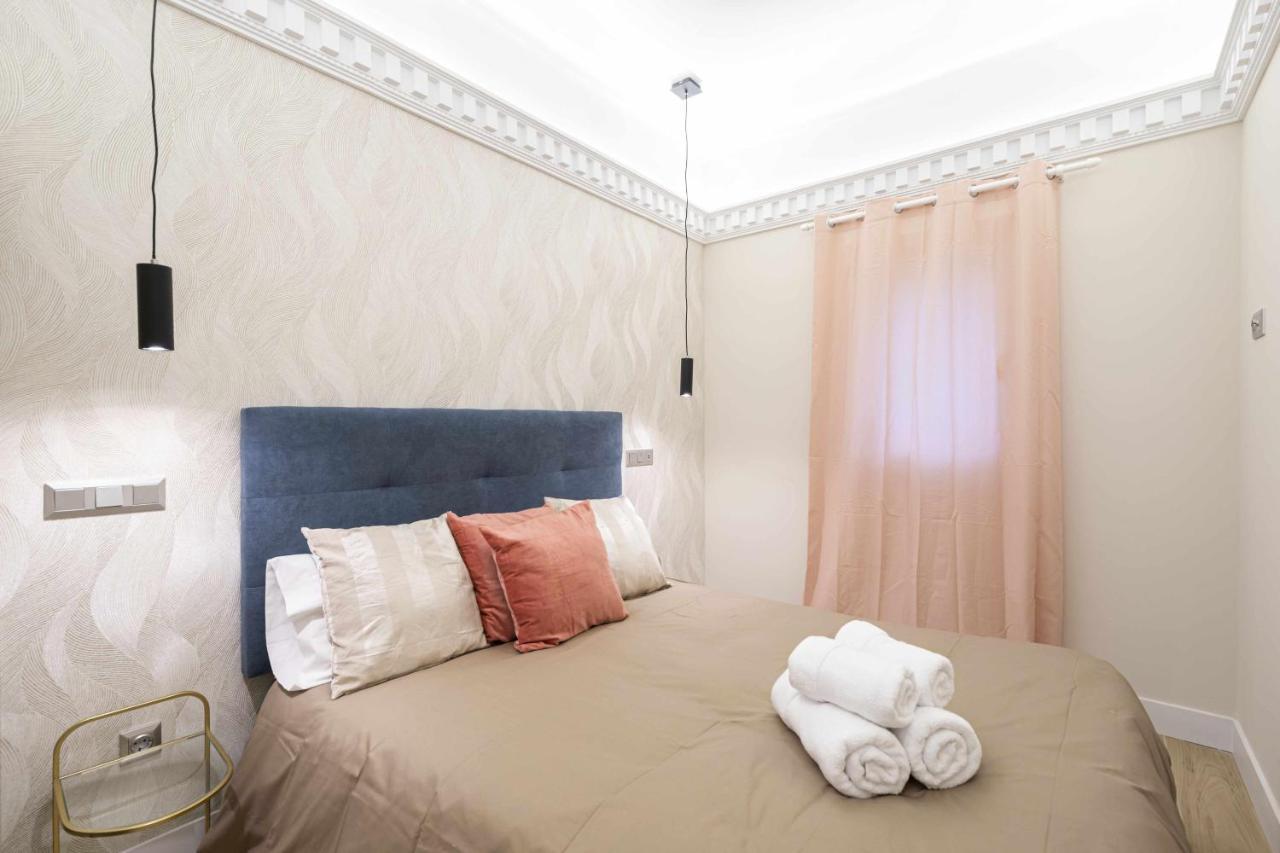 Reformado Decorado Centrico 1 Dormitorio Madrid Esterno foto